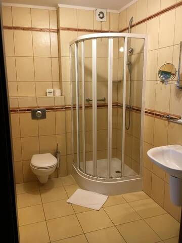 Фото номера Двухместный номер с 1 кроватью или 2 отдельными кроватями Отель Hotel Pajero г. Хорбоу 9