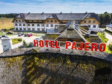 Фото номера Двухместный номер с 1 кроватью или 2 отдельными кроватями Отель Hotel Pajero г. Хорбоу 4